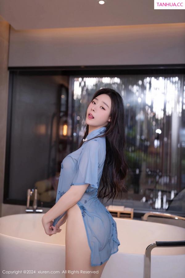 逗逗DouDou  [XiuRen]高清写真图 2024.02.29 No.8157 小逗逗 丝袜美腿第63张图片